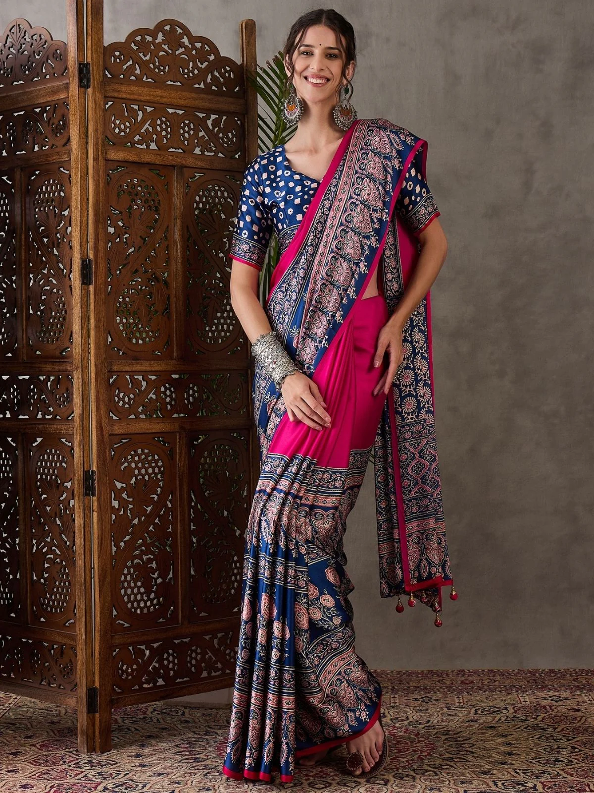 Odette Pink And Blue Silk Blend Printed Elegant Saree For Women