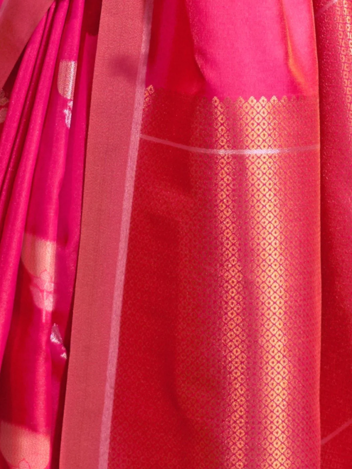 Odette Pink And Gold Woven Design Silk Blend Saree With Unstitched Blouse For Women - Image 3