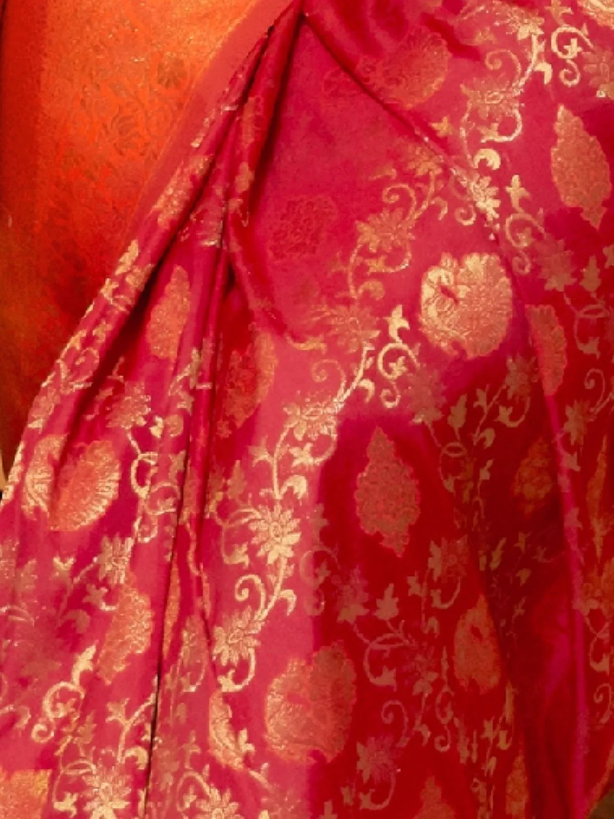 Odette Pink And Orange Woven Design Silk Blend Saree With Unstitched Blouse For Women - Image 3