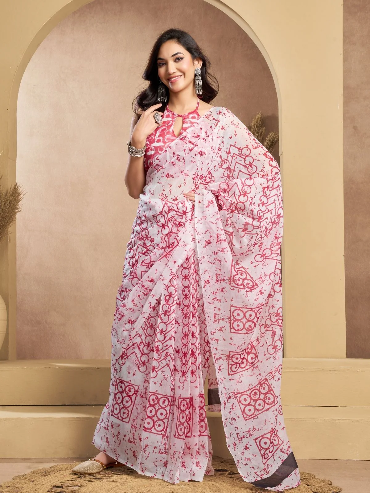 Odette Pink And White Cotton Linen Zari Work Saree For Women - Image 3