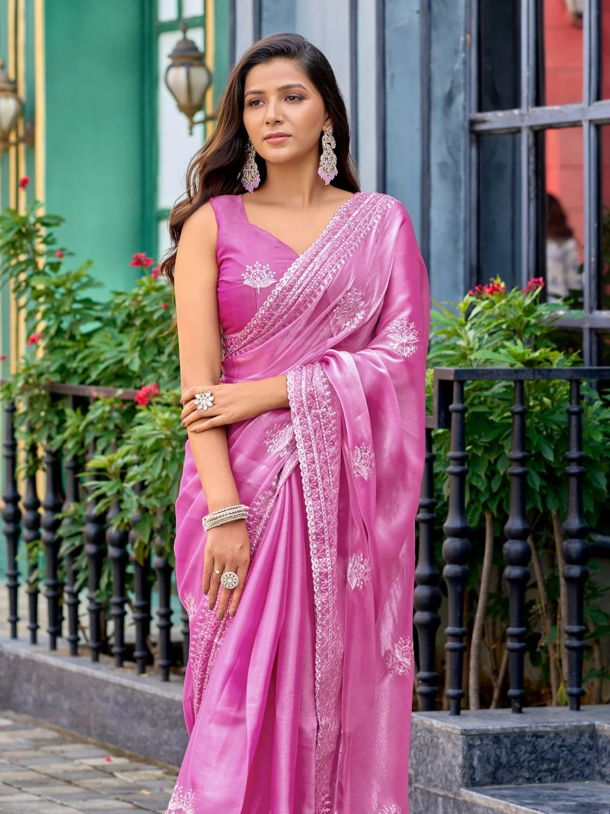 Odette Pink Chiffon Embroidered Saree For Women - Image 5