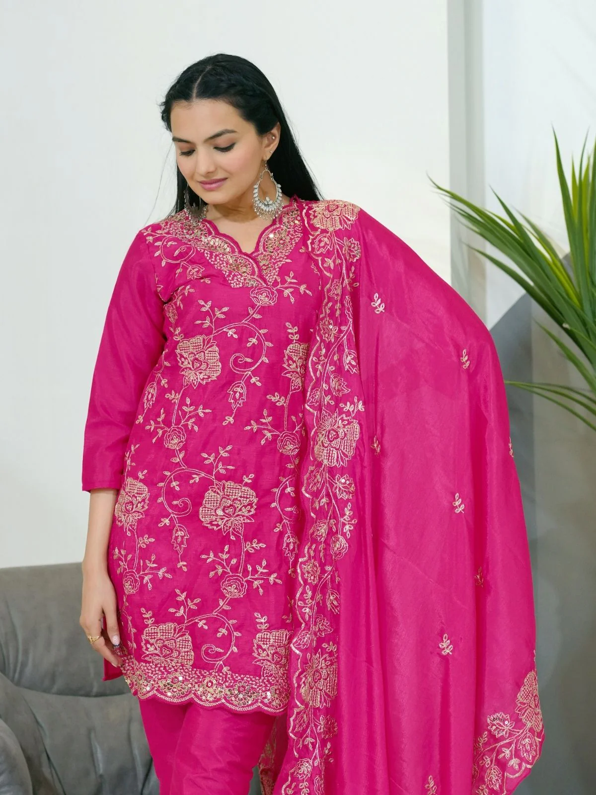 Odette Pink Chinon Embroidered Stitched Kurta Set For Women - Image 3