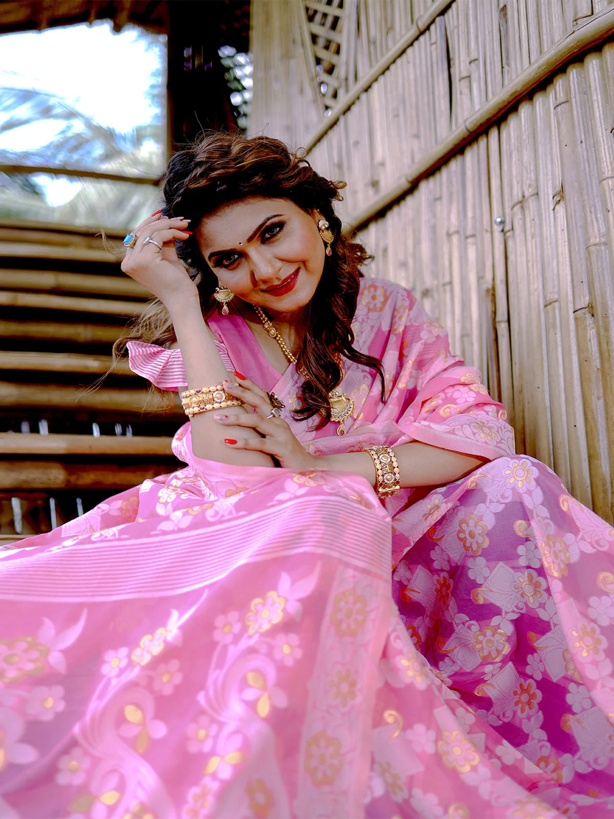 Odette Pink Cotton Blend Woven Saree With Unstitched Blouse For Women - Image 3