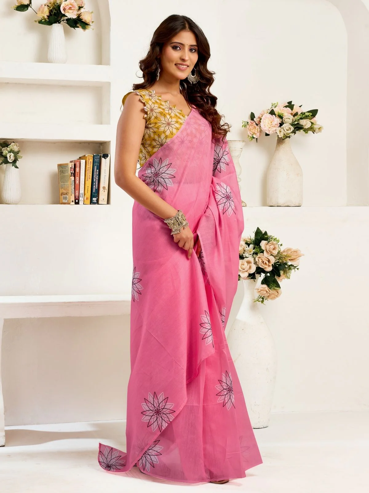 Odette Pink Cotton Linen Zari Work Saree For Women - Image 2