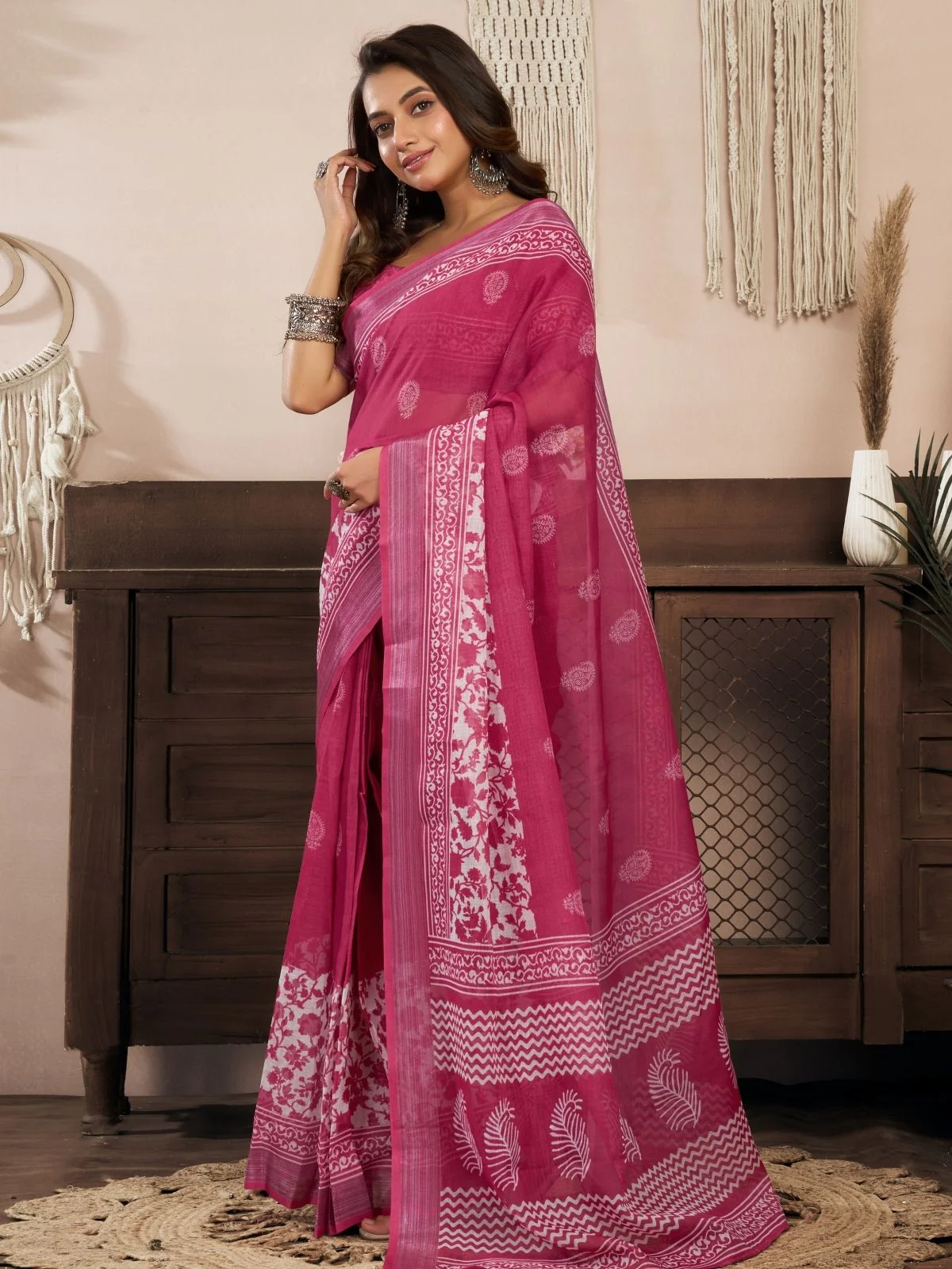 Odette Pink Cotton Linen Zari Work Saree For Women - Image 2
