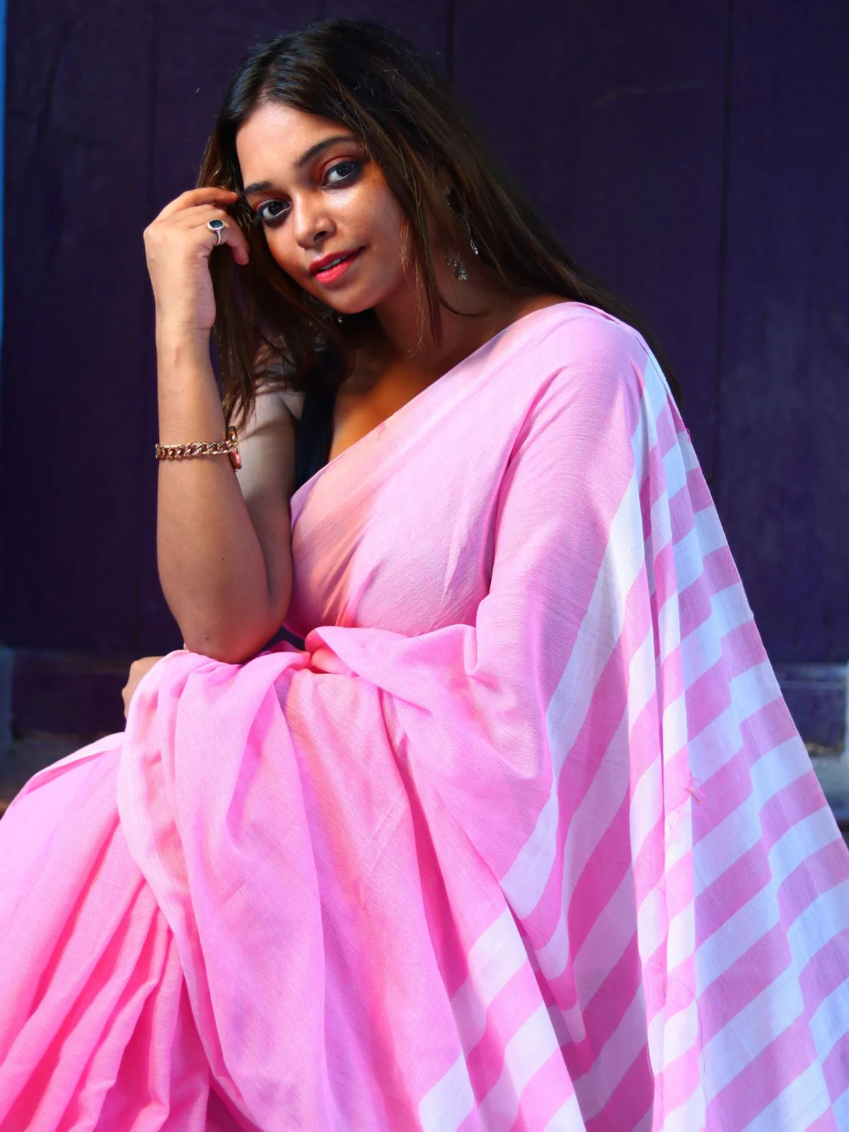 Odette Pink Cotton  Saree  With Unstitched Blouse for Women - Image 4
