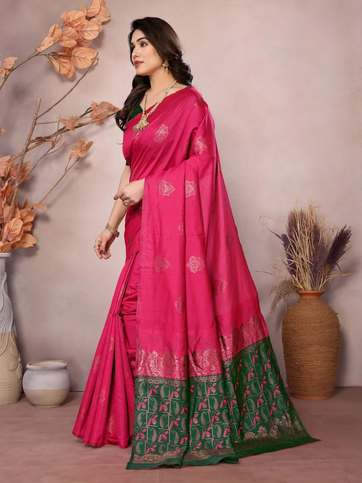 Odette Pink Georgette Motif Print Saree For Women - Image 2