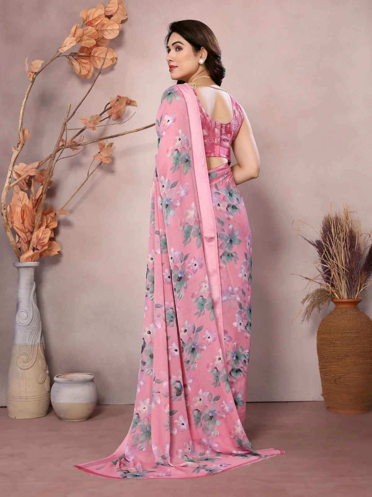 Odette Pink Georgette Printed Saree For Women - Image 3