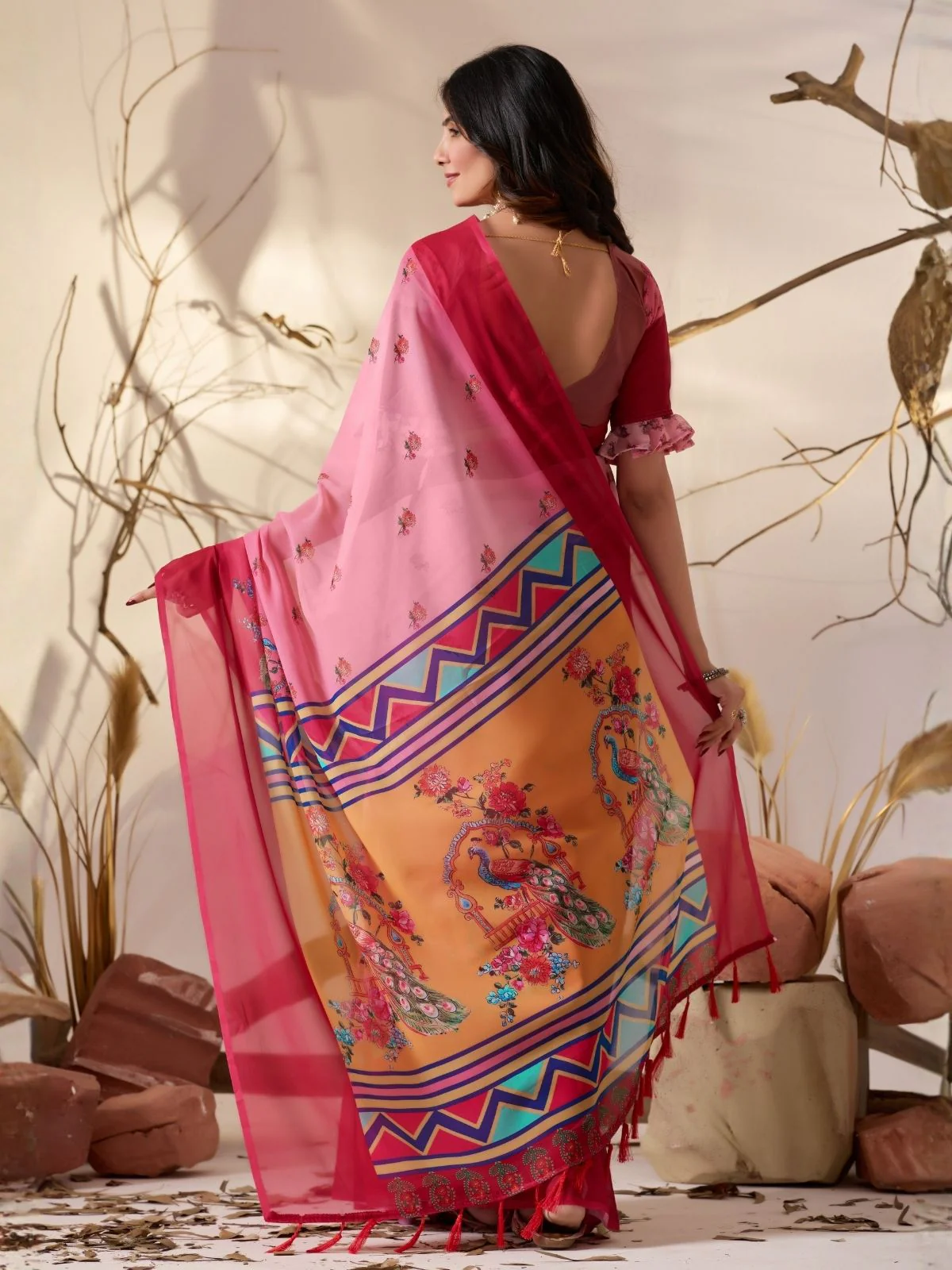 Odette Pink Georgette Printed Saree For Women - Image 3