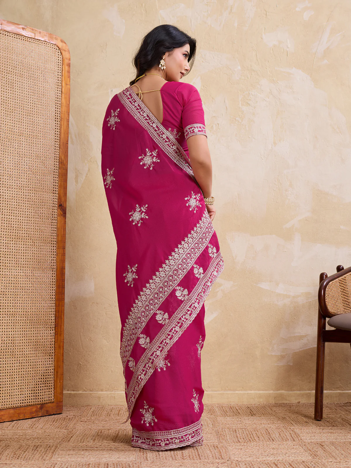 Odette Pink Georgette Printed Saree For Women - Image 3