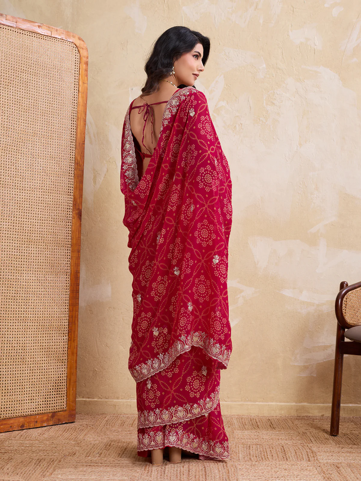 Odette Pink Georgette Printed Saree For Women - Image 3