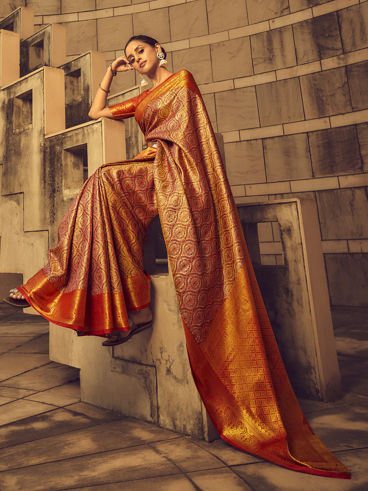 Odette Red Handloom Woven Silk Blend Saree for Women With Unstitched Blouse - Image 2