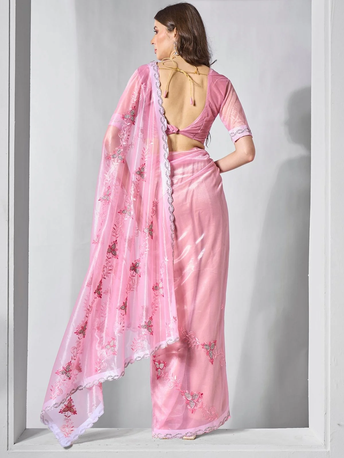 Odette Pink Net Embroidered Saree With Unstitched Blouse For Women - Image 4