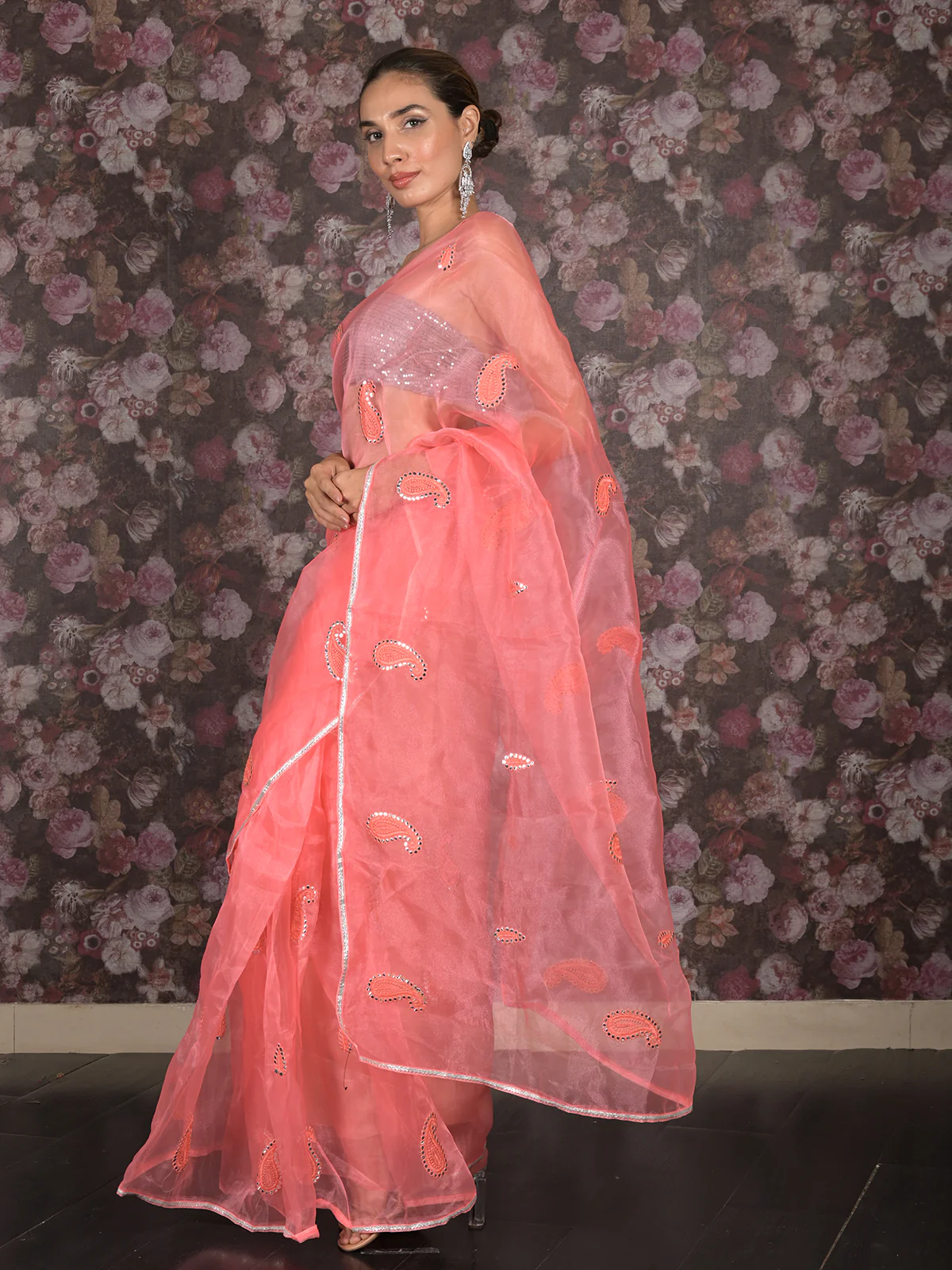 Odette Pink Organza Embroidered Saree With Unstitched Blouse For Women - Image 3