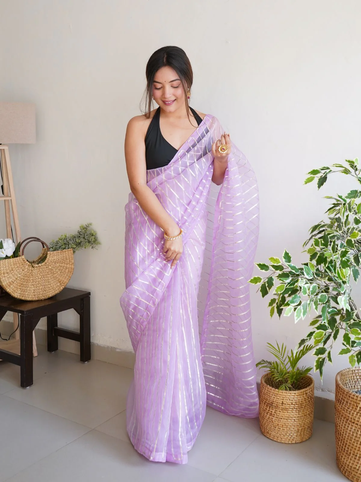 Odette Pink Organza Lace Work Saree With Unstitched Blouse For Women - Image 2