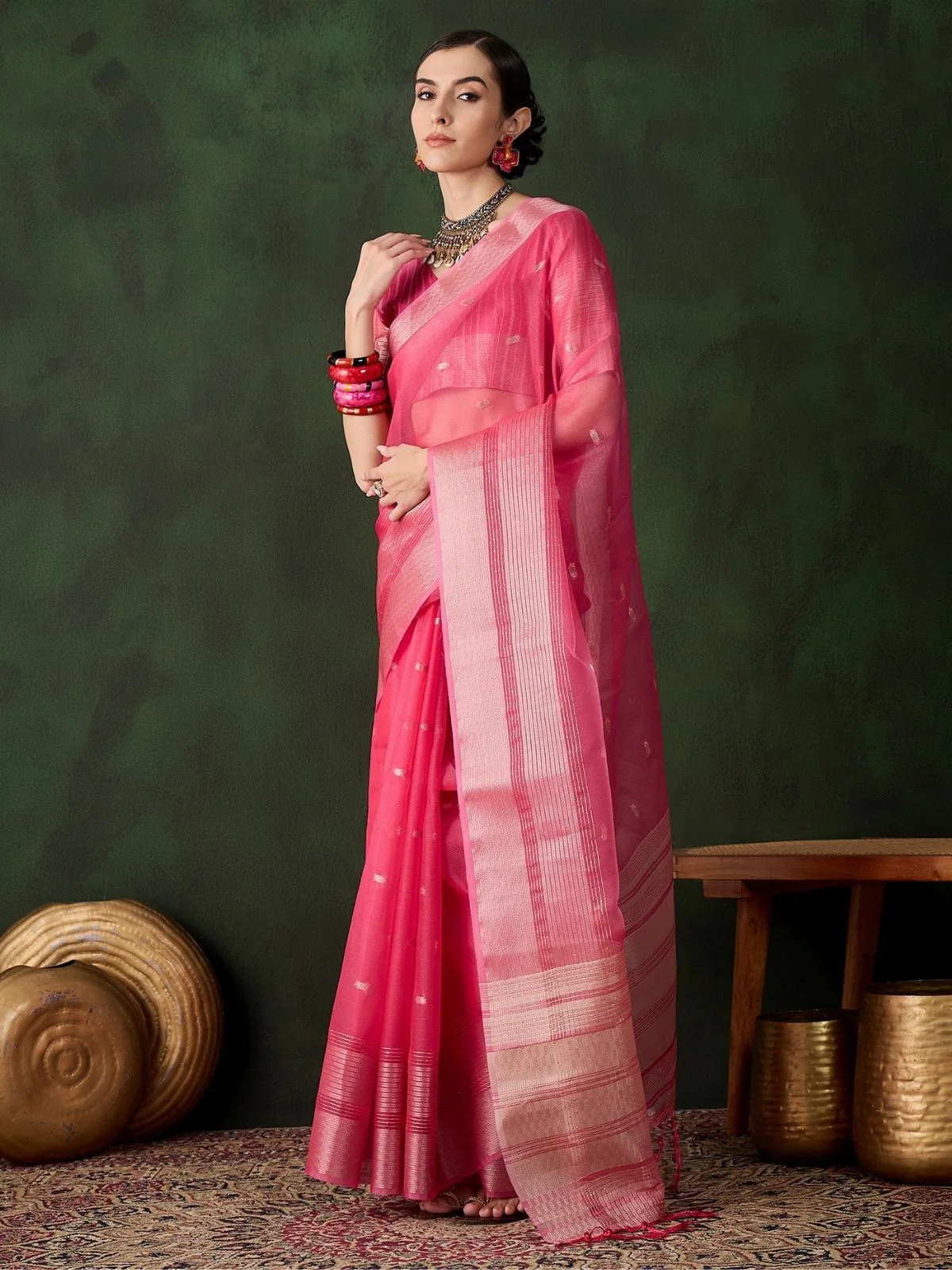 Odette Pink Organza Woven Saree With Unstitched Blouse For Women - Image 2
