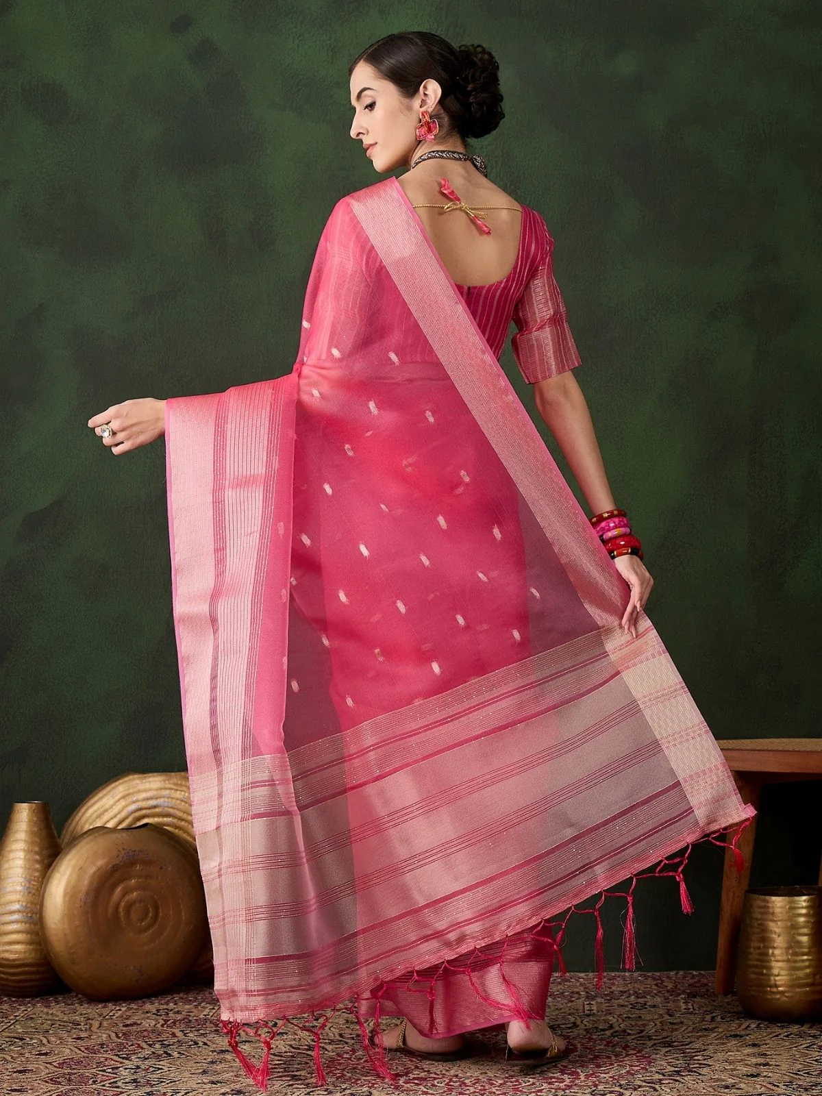Odette Pink Organza Woven Saree With Unstitched Blouse For Women - Image 4