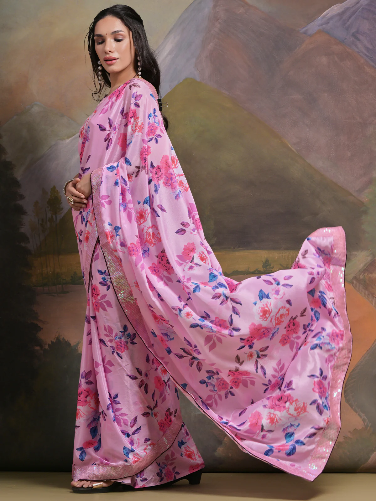 Odette Pink Printed Chiffon Saree With Unstitched Blouse For Women - Image 3
