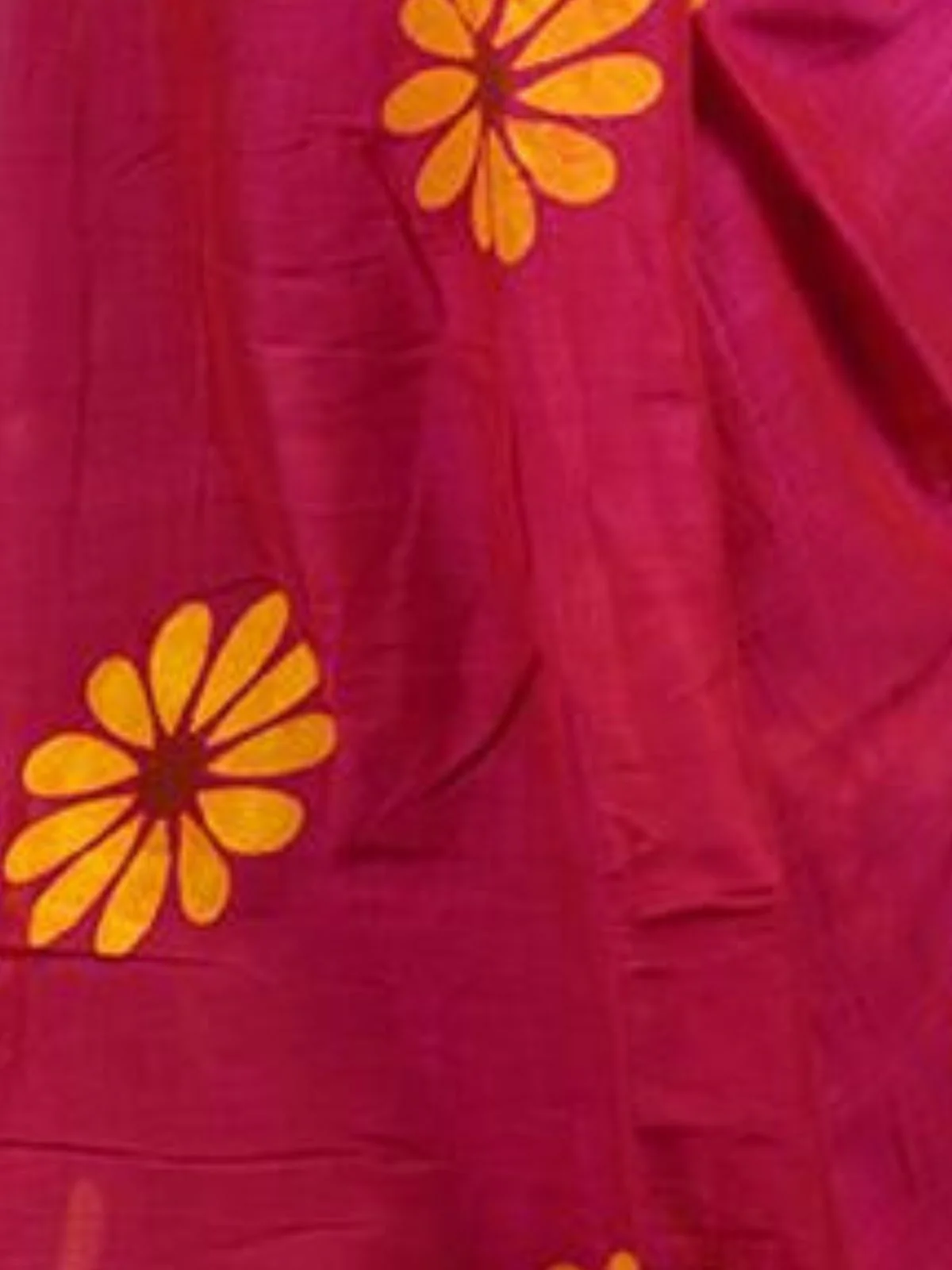 Odette Pink Printed Cotton Saree With Unstitched Blouse For Women - Image 4