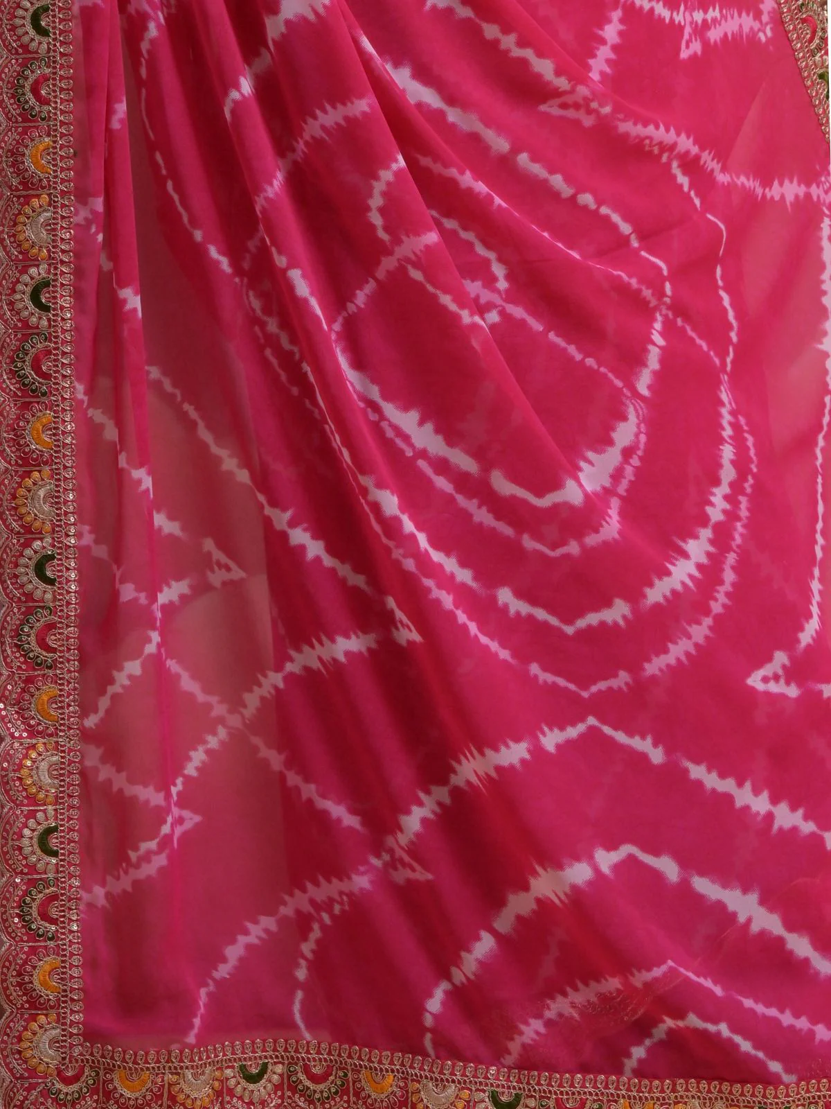 Odette Pink Printed Georgette Saree With Unstitched Blouse For Women - Image 8