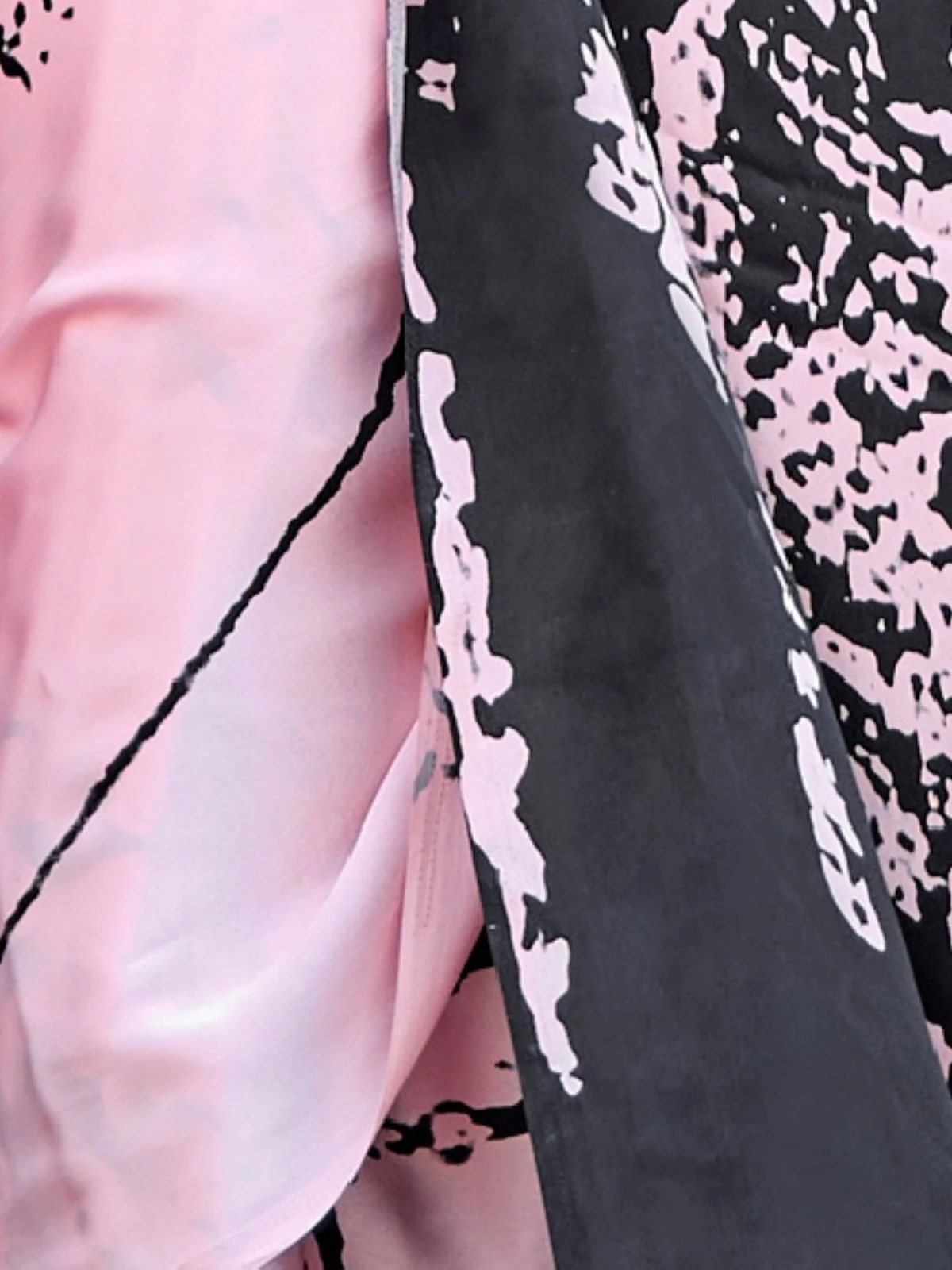Odette Pink Satin Printed Saree With Unstitched Blouse For Women - Image 3