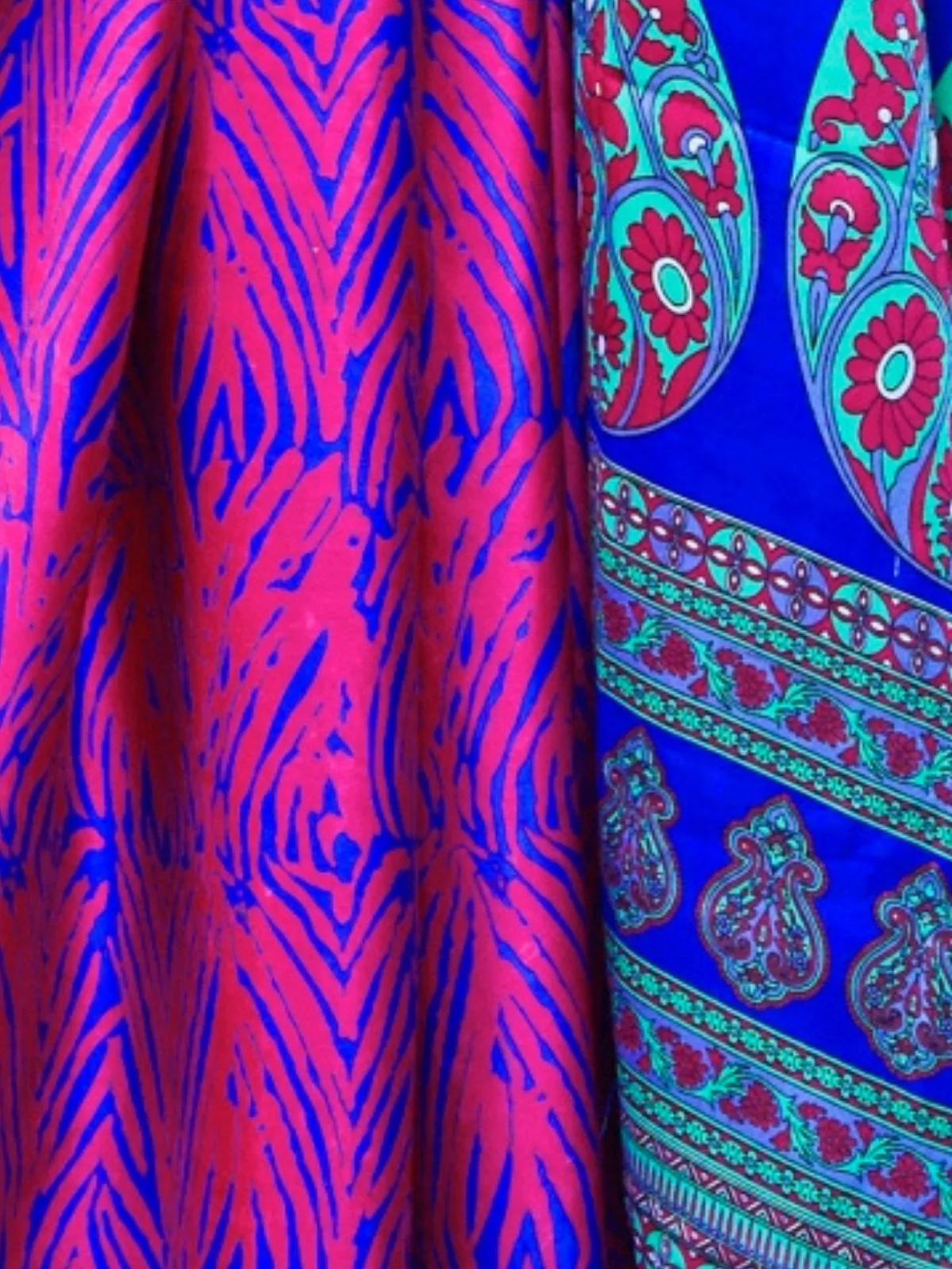 Odette Pink Satin Printed Saree With Unstitched Blouse For Women - Image 3