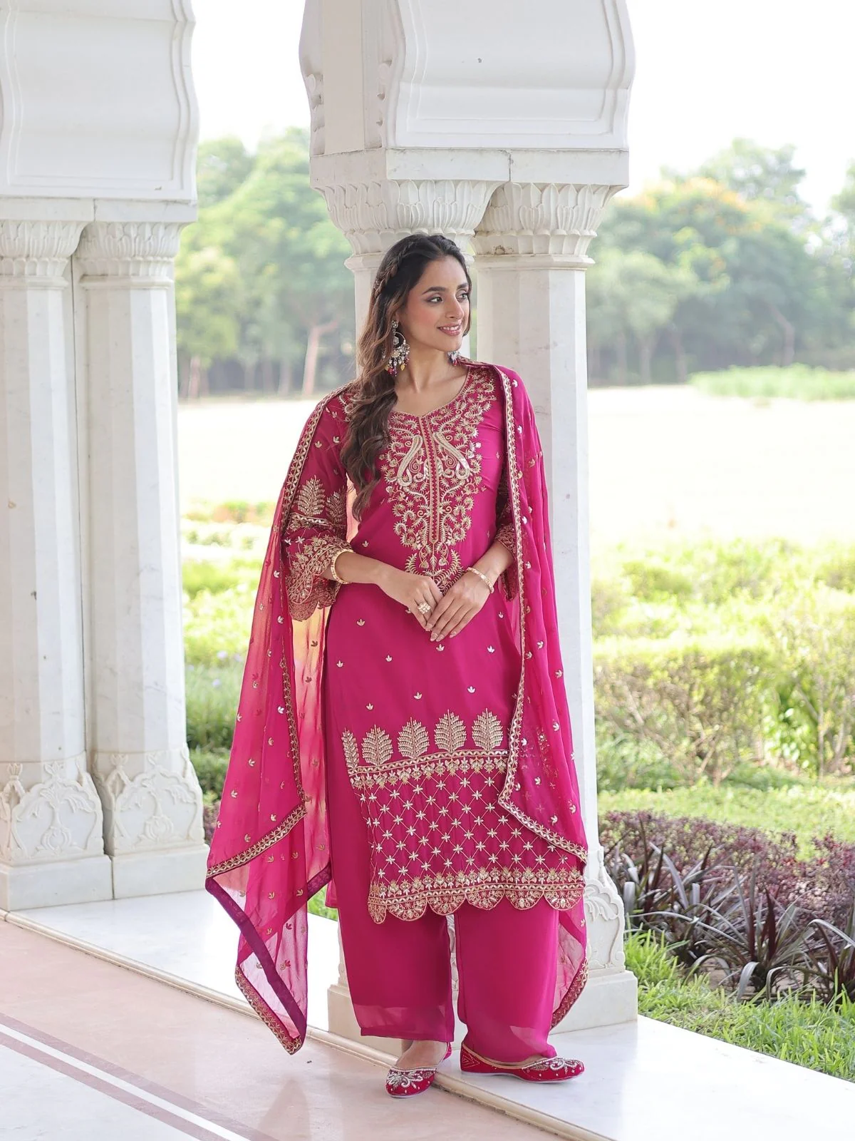 Odette Pink Silk Blend Embellished Kurta Set For Women - Image 2
