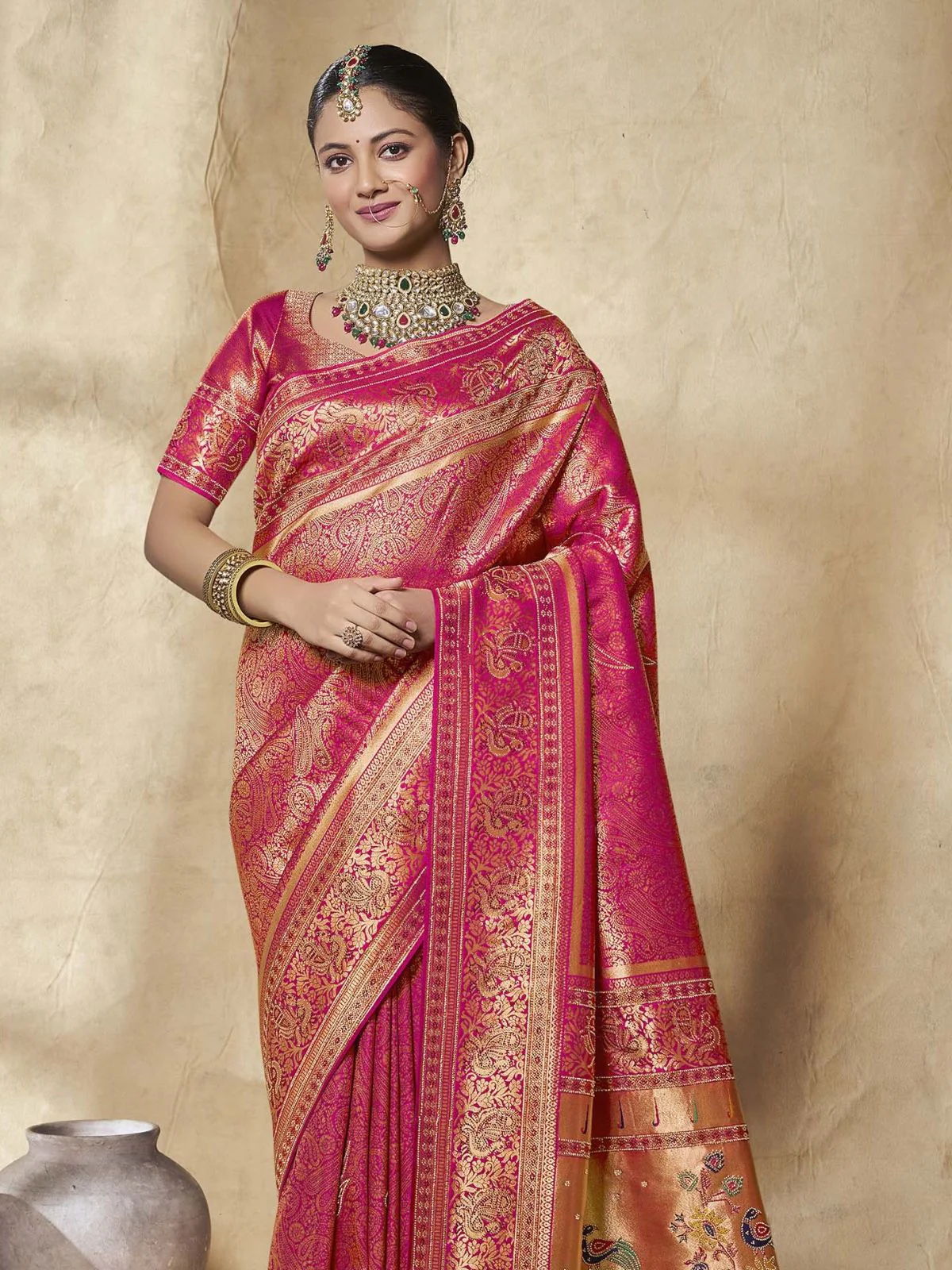 Odette Pink Silk Blend Embellished Saree For Women - Image 3