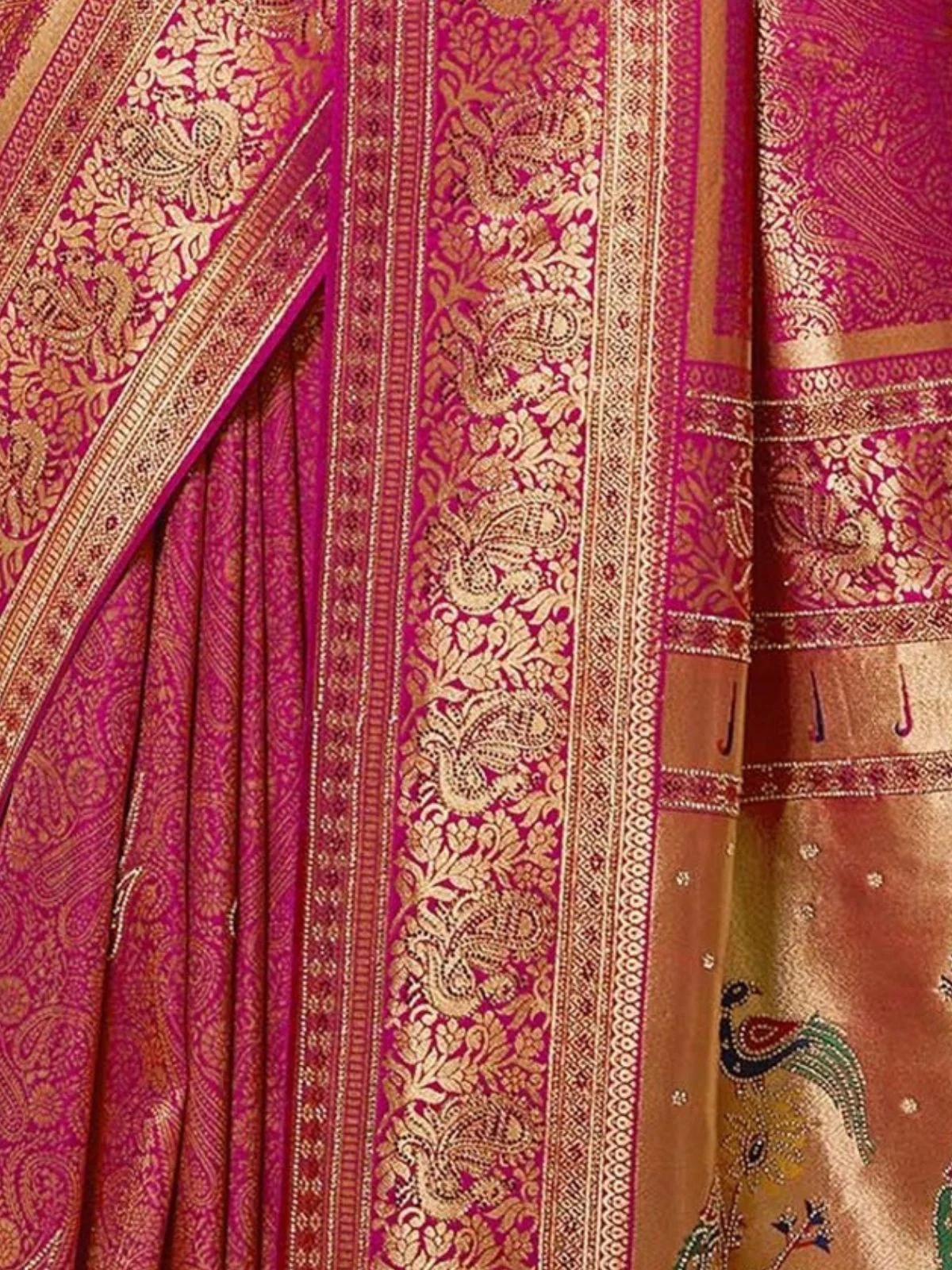 Odette Pink Silk Blend Embellished Saree For Women - Image 4