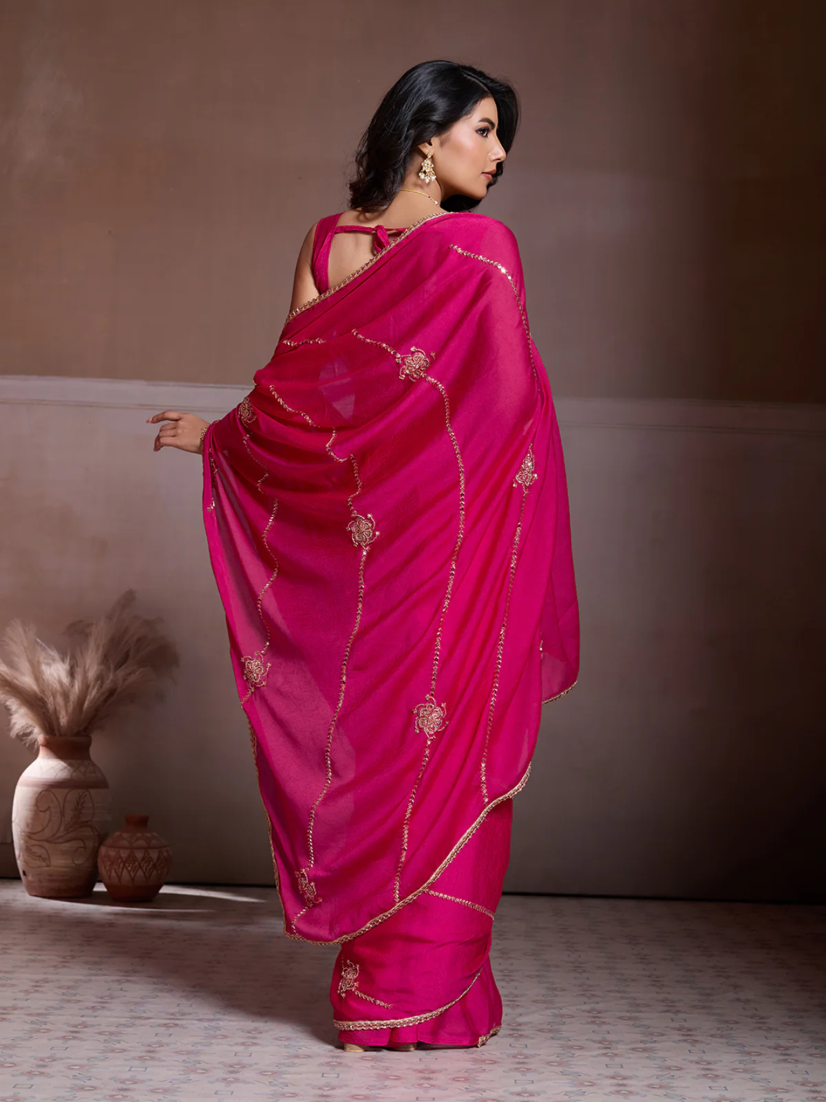 Odette Pink Silk Blend Embroidered Saree For Women - Image 3