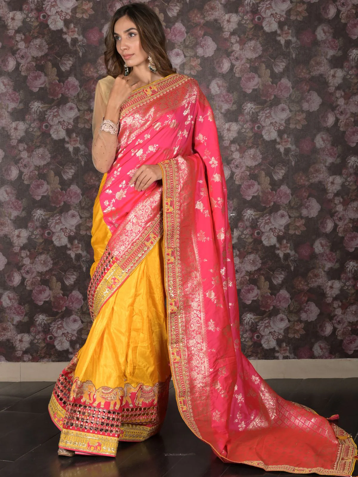 Odette Pink Silk Blend Embroidered Woven Saree with Unstitched Blouse for Women - Image 3