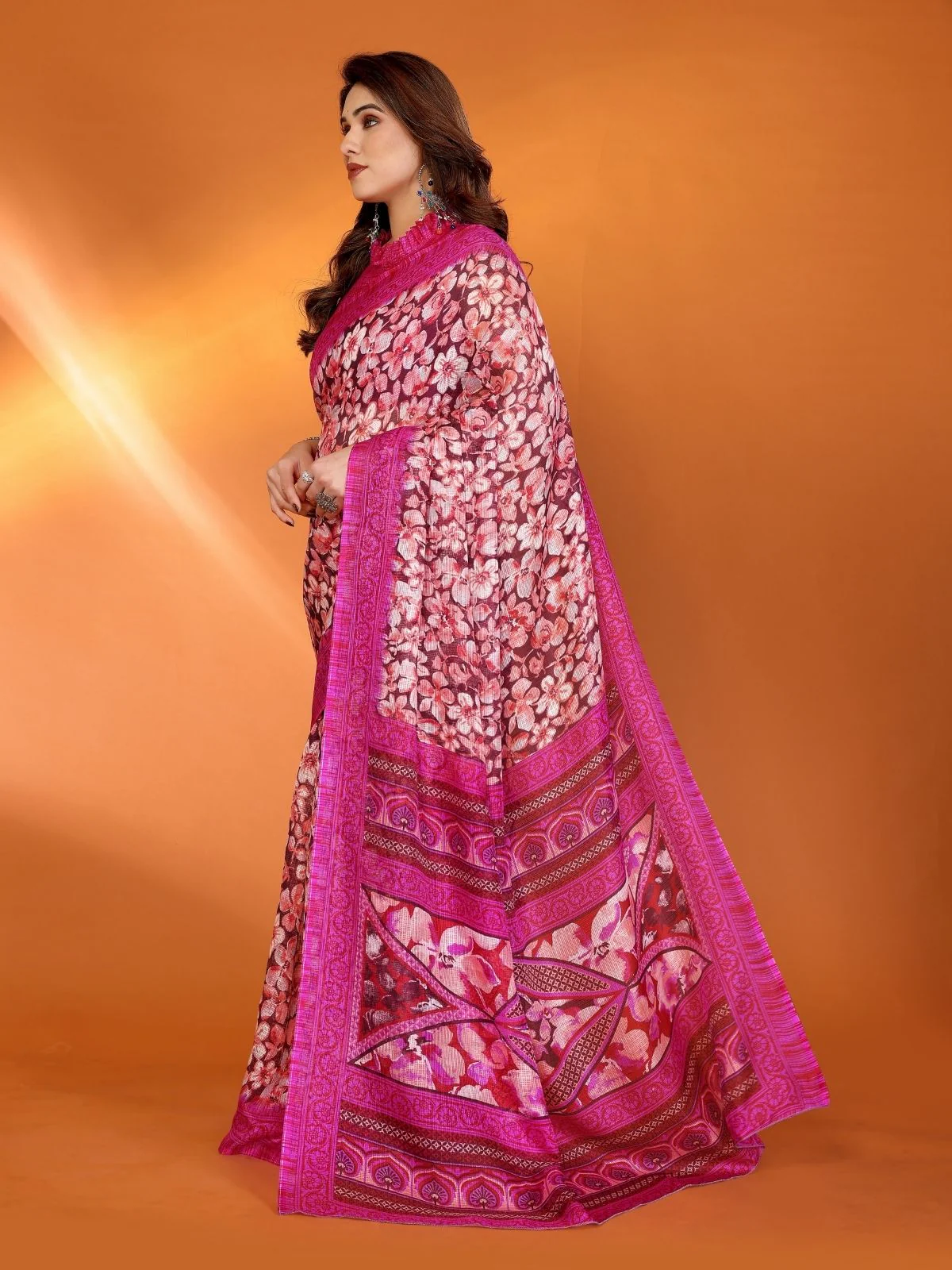 Odette Pink Silk Blend Printed Saree For Women - Image 2