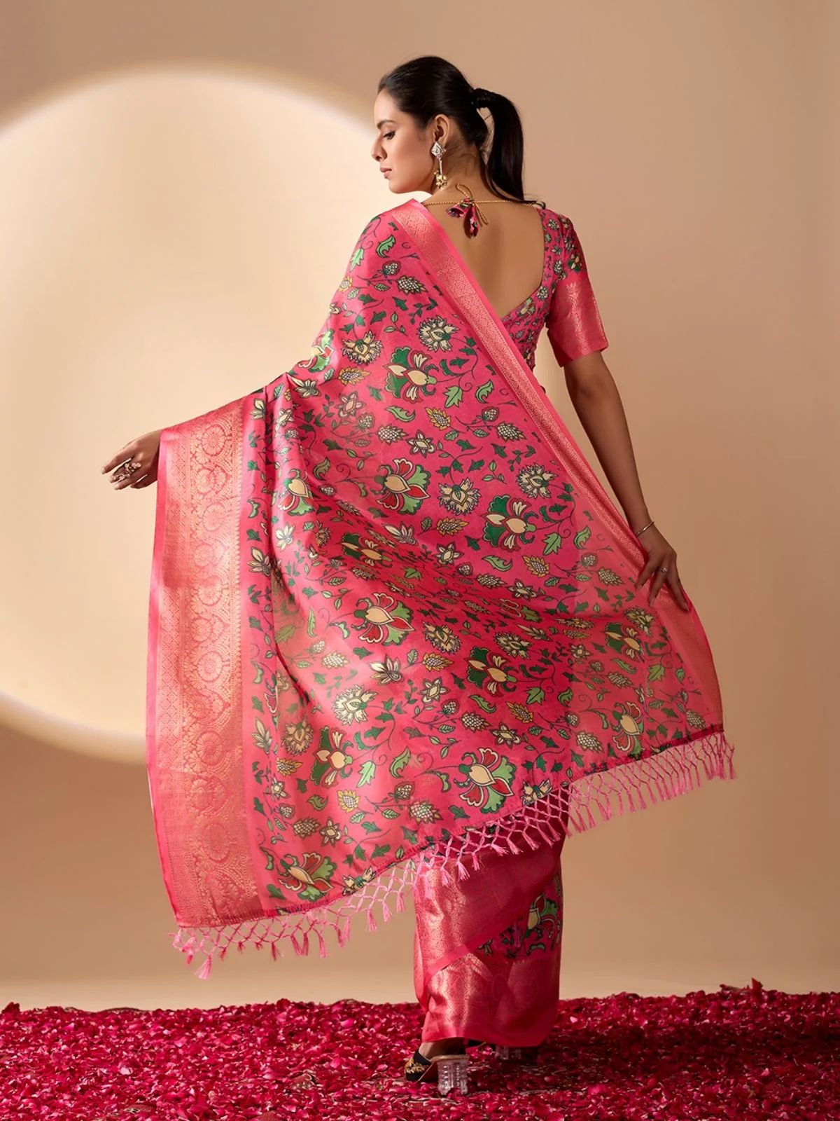 Odette Pink Silk Blend Printed Saree For Women - Image 3