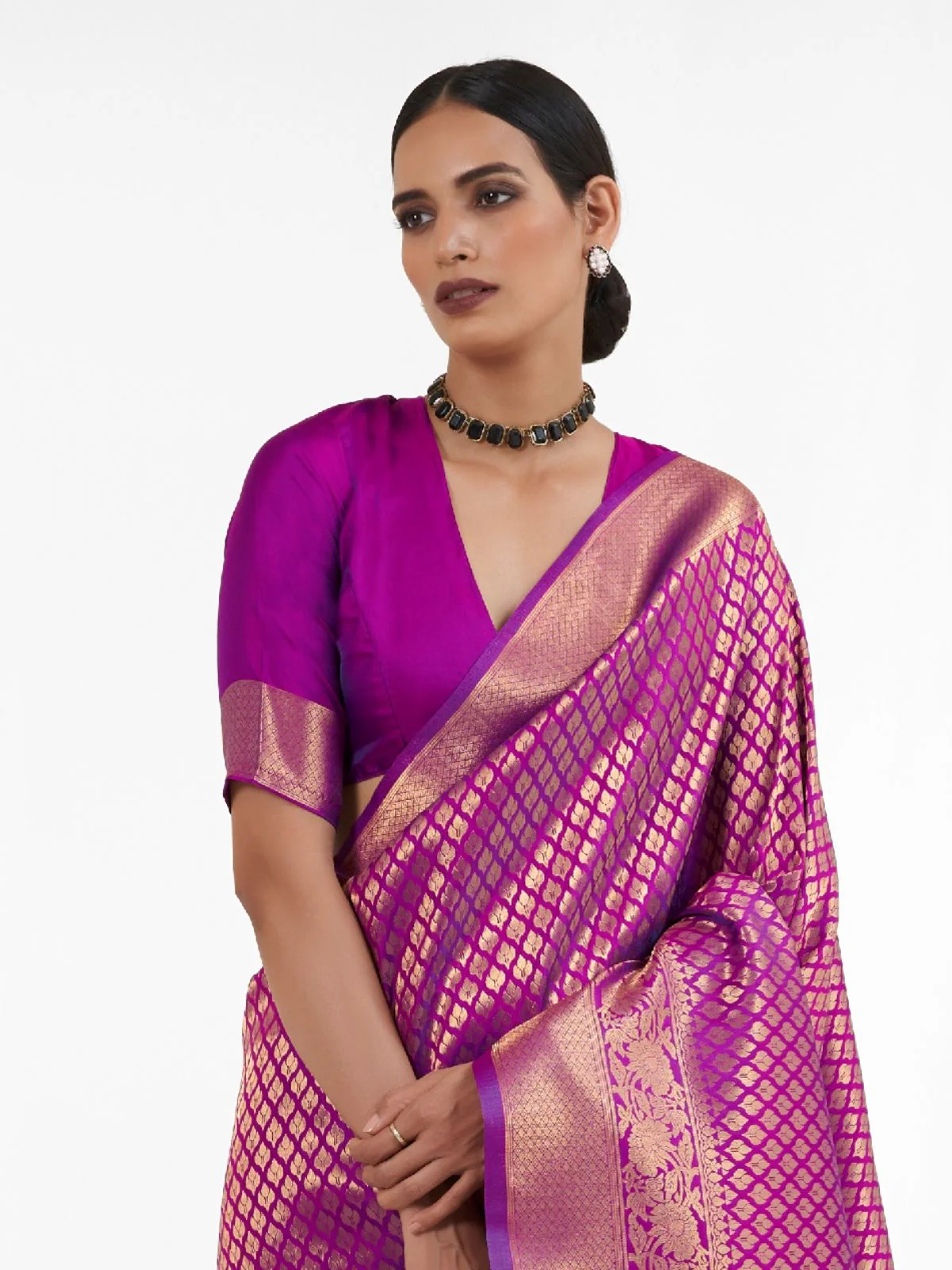 Odette Pink Silk Blend Woven Saree With Unstitched Blouse For Women - Image 2