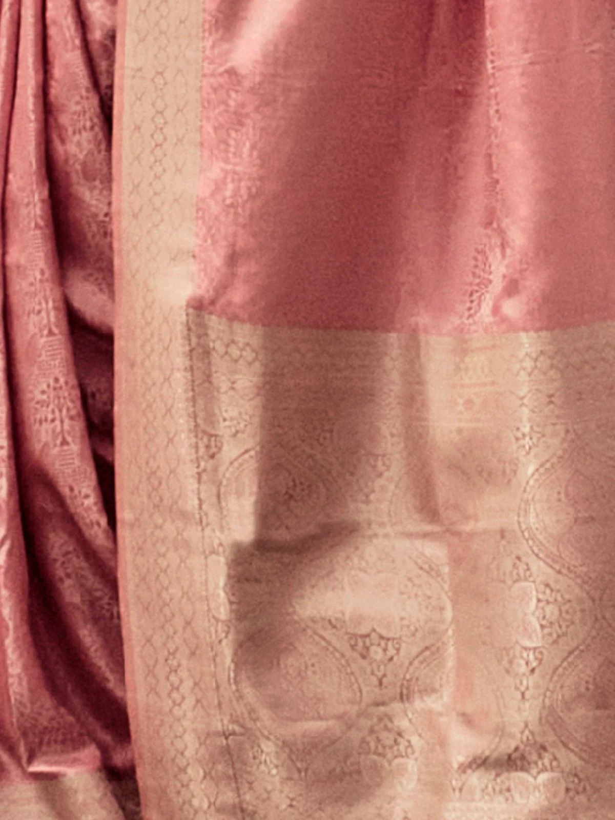 Odette Pink Silk Blend Woven Saree With Unstitched Blouse For Women - Image 3