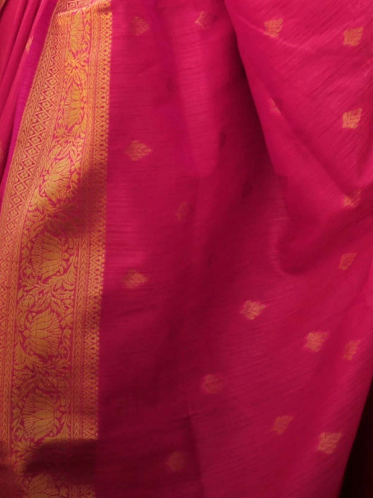 Odette Pink Silk Blend Woven Saree With Unstitched Blouse For Women - Image 3