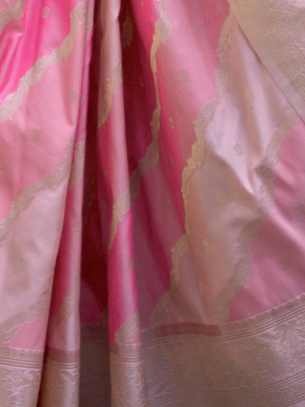 Odette Pink Silk Blend Woven Saree With Unstitched Blouse For Women - Image 3