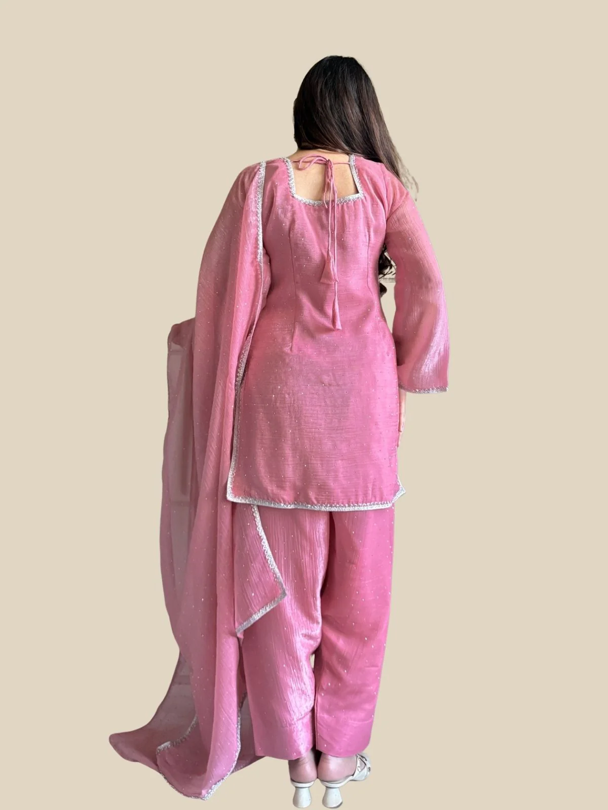 Odette Pink Silk Solid Kurta Set For Women - Image 3