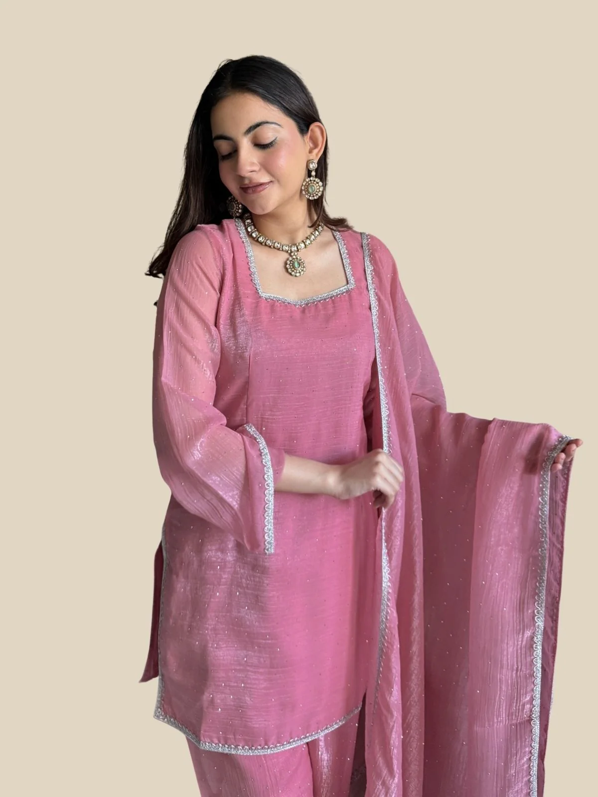 Odette Pink Silk Solid Kurta Set For Women - Image 4