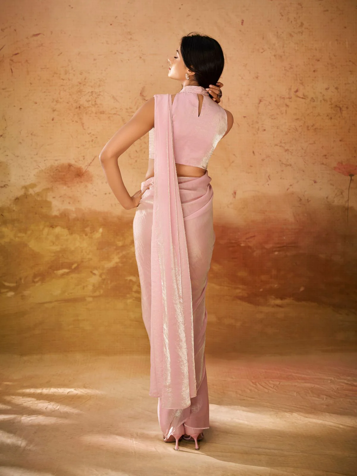 Odette Pink Solid Organza Ready To Wear Saree With Stitched Blouse For Women - Image 4