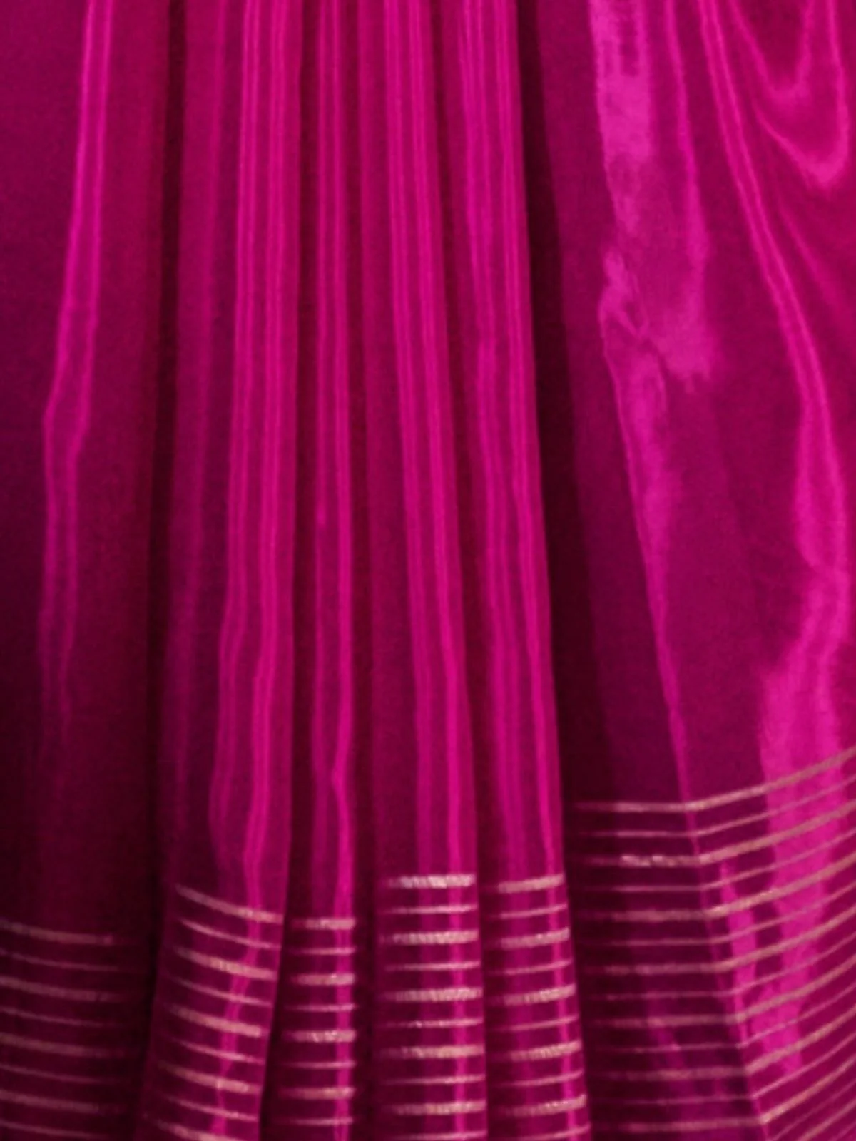 Odette Pink Viscose Woven Saree With Unstitched Blouse For Women - Image 3