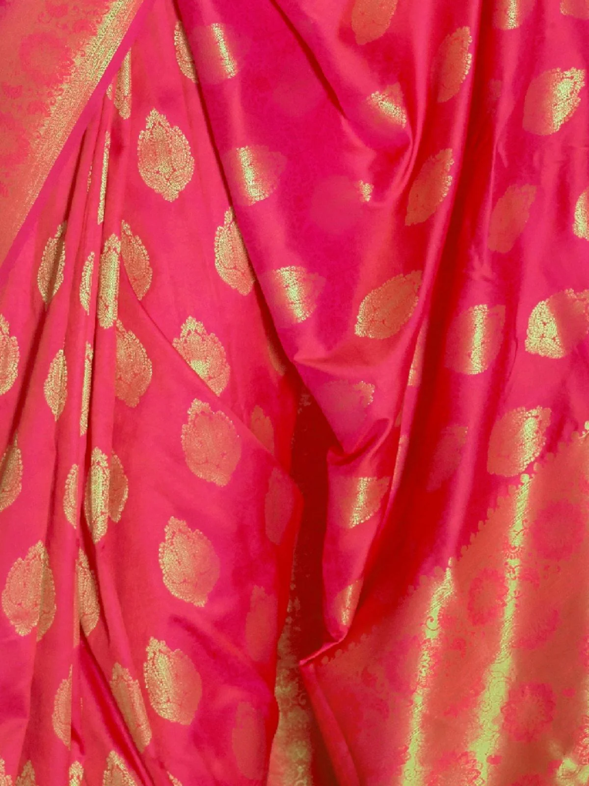 Odette Pink Woven Design Silk Blend Saree With Unstitched Blouse For Women - Image 3