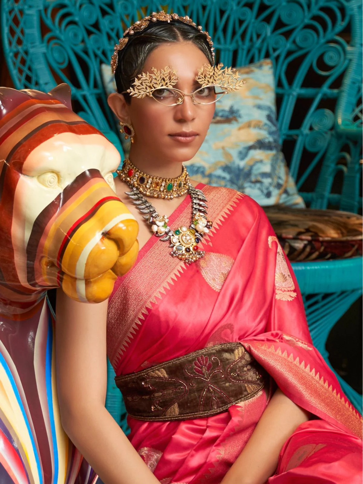 Odette Pink Woven Design Silk Blend Saree With Unstitched Blouse For Women - Image 3