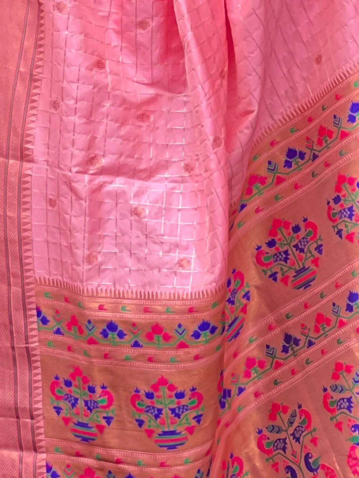 Odette Pink Woven Design Silk Blend Saree With Unstitched Blouse For Women - Image 4