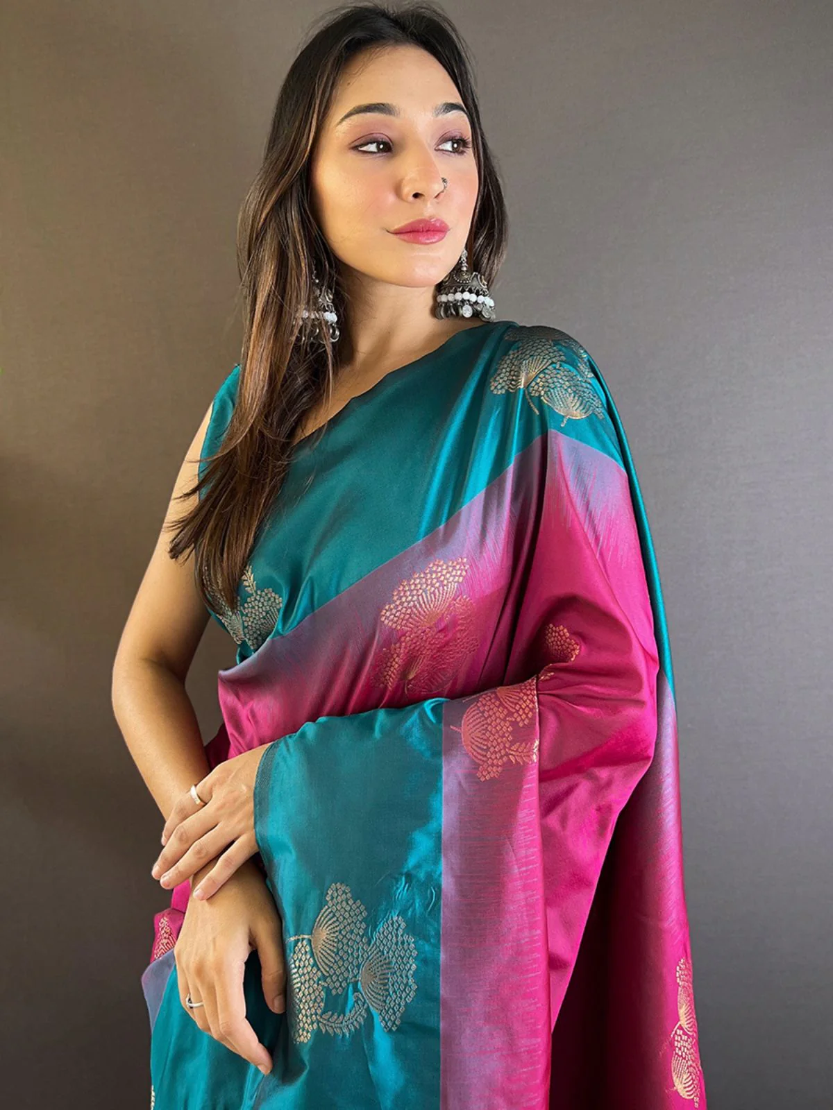 Odette Pink Woven Design Soft Silk Saree With Unstitched Blouse For Women - Image 3