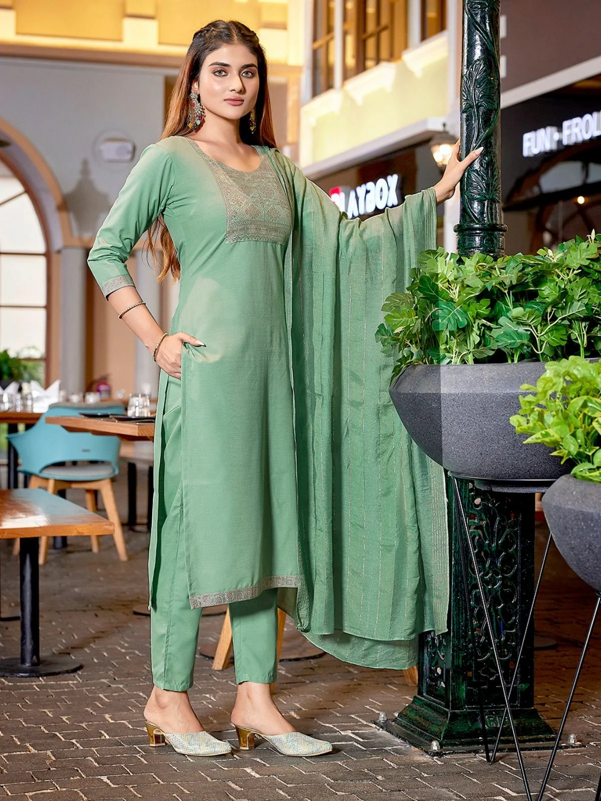 Odette Pista Green Cotton Blend Solid Stiched Kurta Set For Women - Image 2