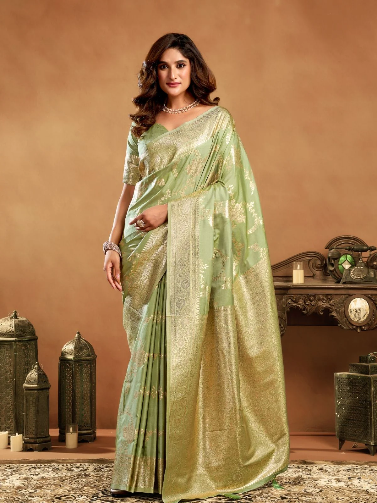 Odette Pista Green Silk Blend Woven Saree For Women