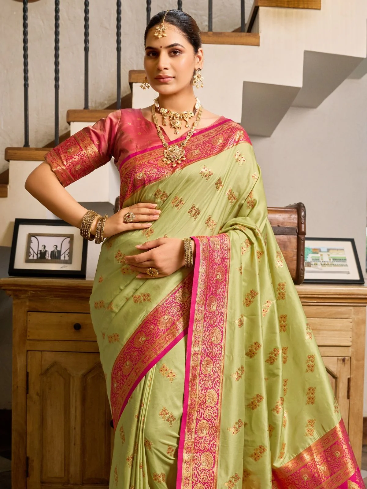 Odette Pista Green Silk Woven Saree For Women - Image 5