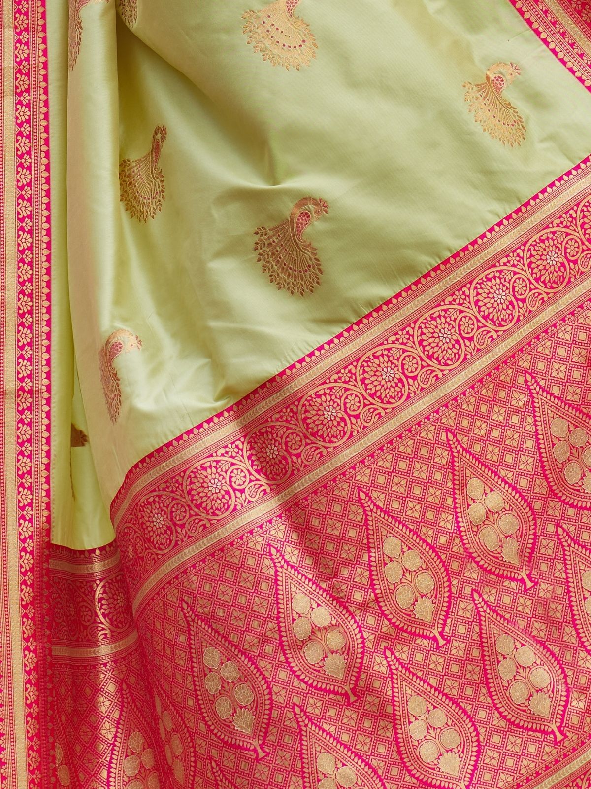 Odette Pista Green Silk Zari Woven Saree For Women - Image 5