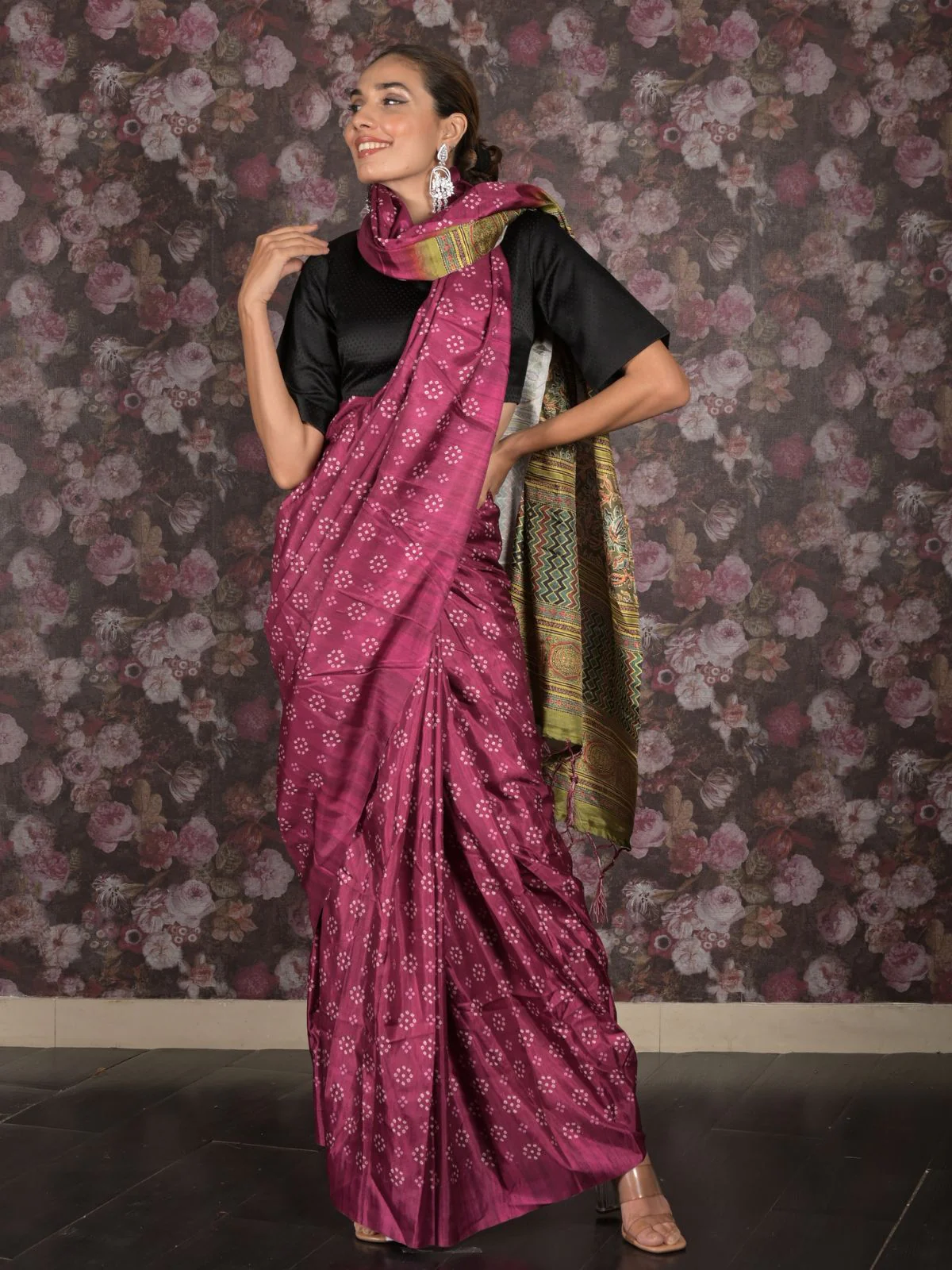 Odette Purple Bandhani Print Silk Blend Saree with Unstitched Blouse for Women - Image 2